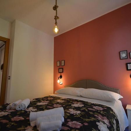 Varennahouse Lory Apt Ngoại thất bức ảnh